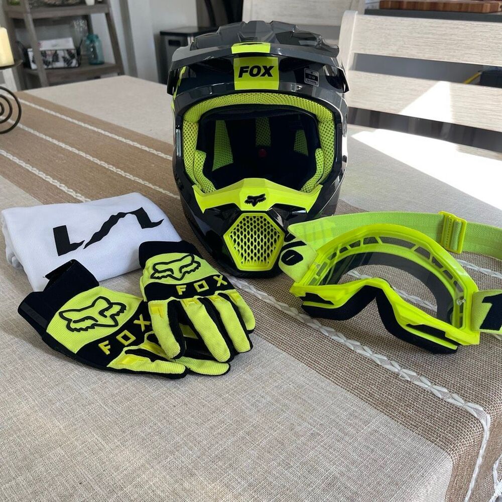 Fox Racing V1 Youth Medium helmet with Polaris graphic mips black and fluorescen